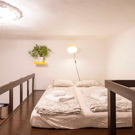 Quiet Cozy Apartment In Party Street E1 Budapest Luaran gambar