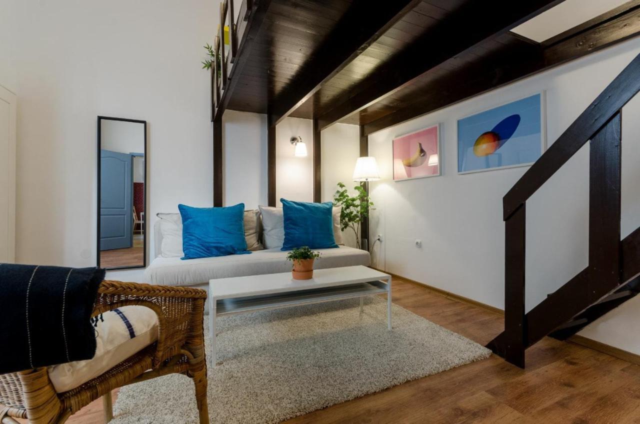 Quiet Cozy Apartment In Party Street E1 Budapest Luaran gambar