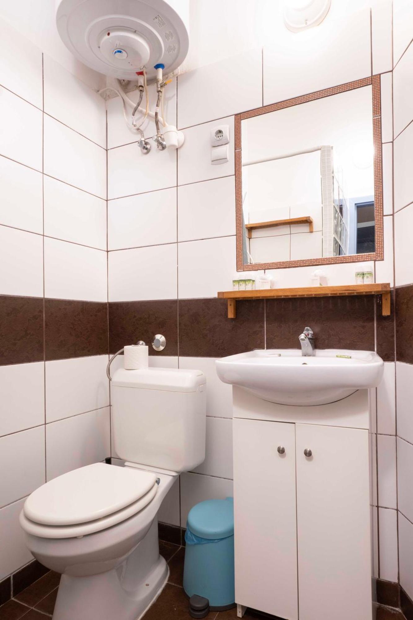 Quiet Cozy Apartment In Party Street E1 Budapest Luaran gambar